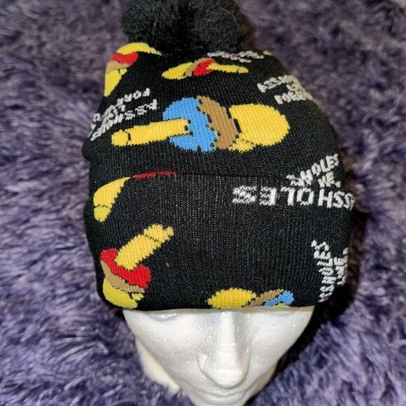 ALF Pom-Pom hat - Picture 1 of 4